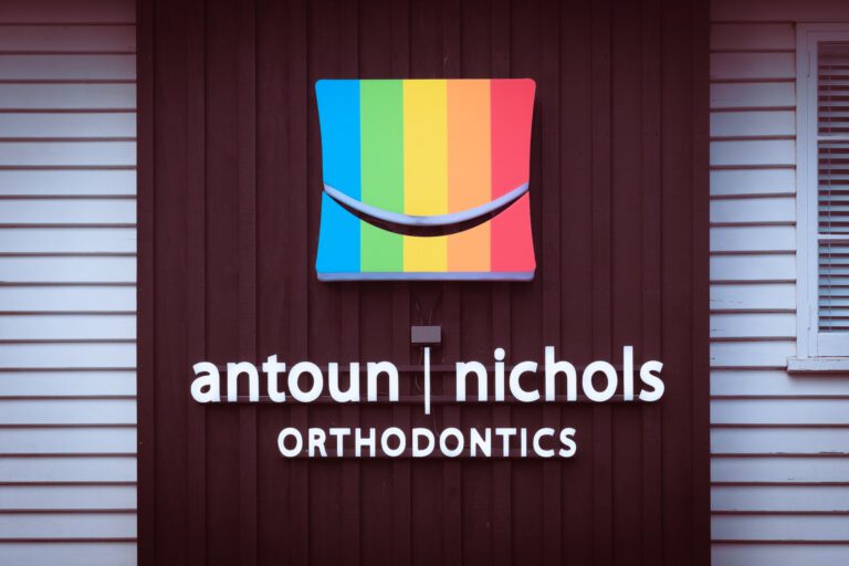 Building Signage Antoun Orthodontist